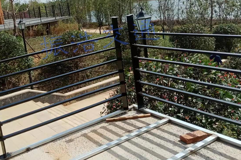 درابزين الممشى